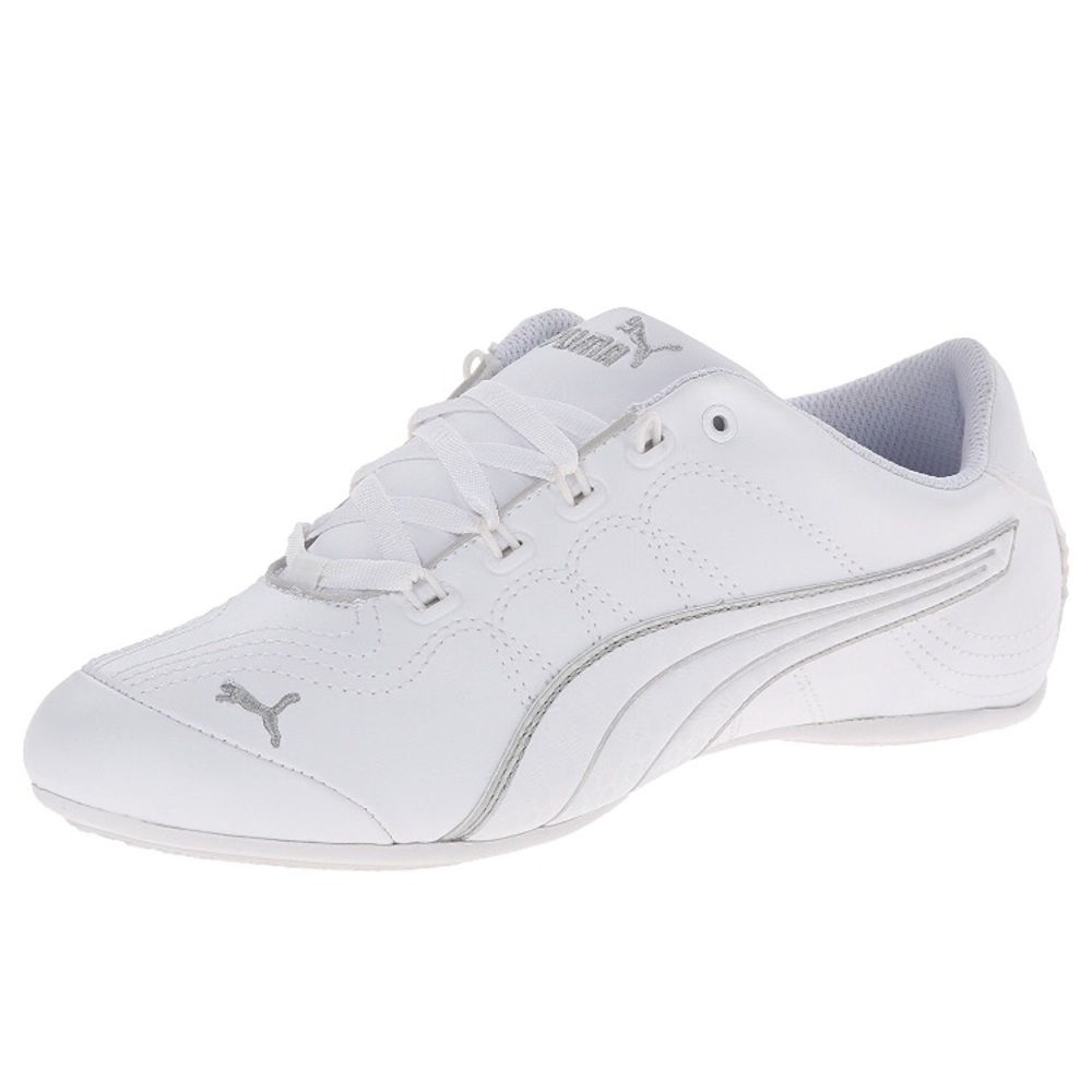 White and silver pumas.